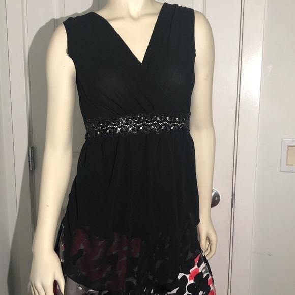 ✨host PICK✨ CHA CHA VENTE Party top! - Picture 2 of 9